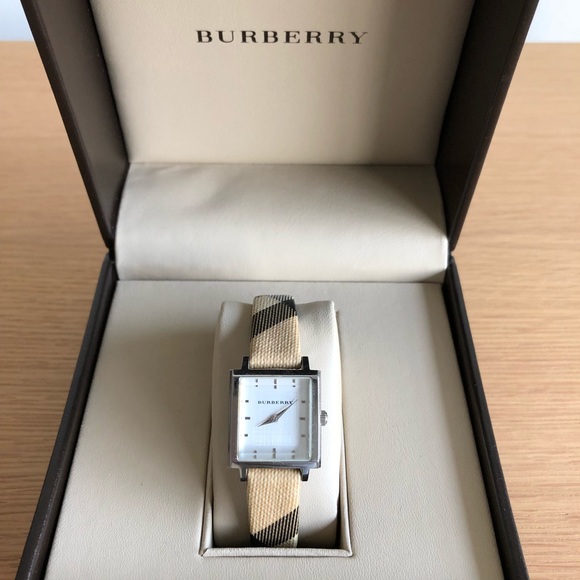 Authentic Burberry Leather Watch w Box, Swiss Made - Picture 2 of 7